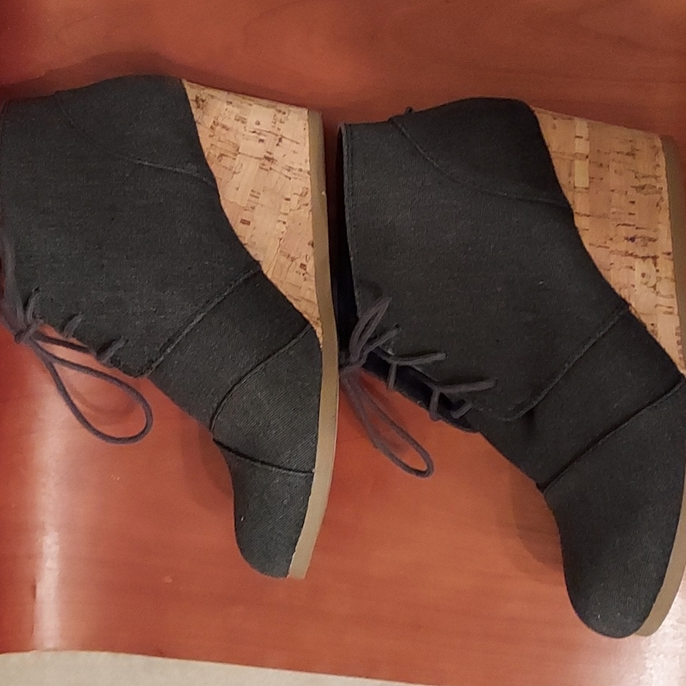 Maurices booties - Picture 2 of 3